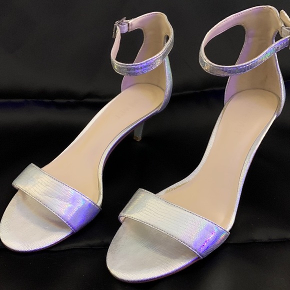 Metallic silver ankle straps - Picture 3 of 16